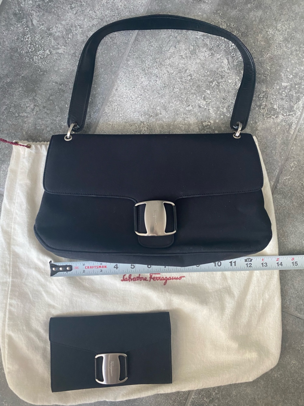 Salvatore Ferragamo Medium canvas Shoulder Bag And Wallet Set Black pre owned - Picture 4 of 17